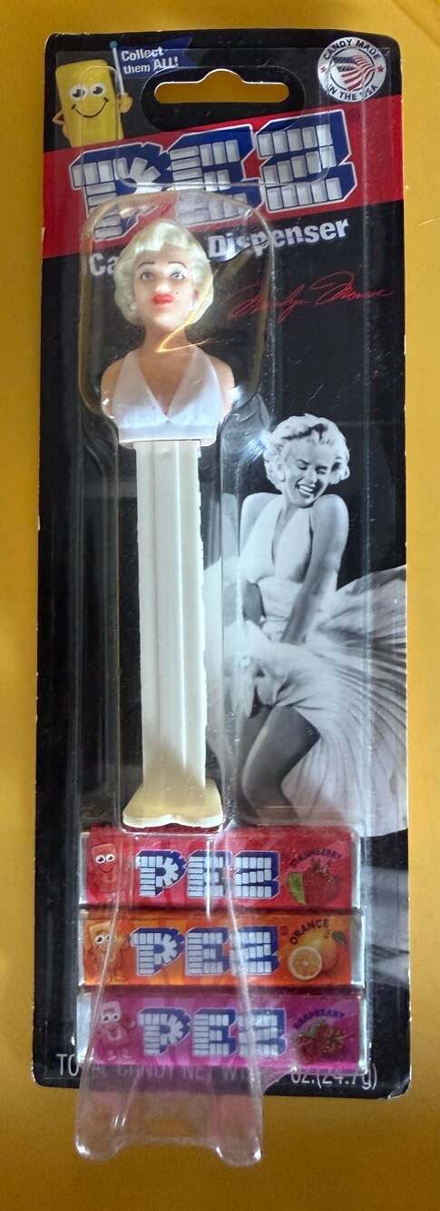 Marilyn Monroe White Dress PEZ Candy Dispenser New on Card